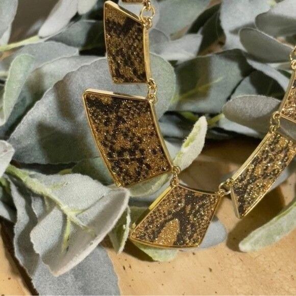 Macy's Gold Tone Necklace Metal Leopard Print Wild Geometric Collar - Picture 5 of 8